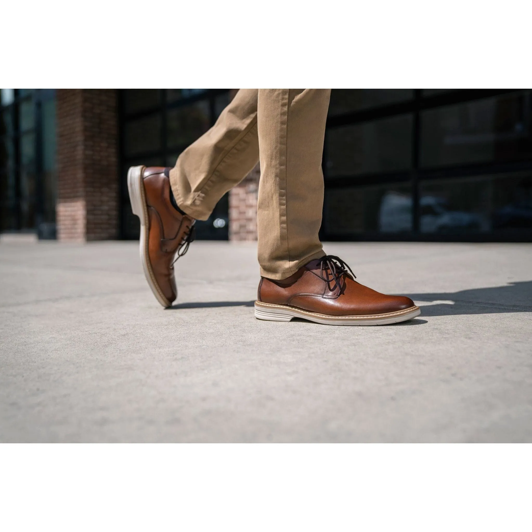 FLORSHEIM NORWALK PLAIN TOE OXFORD